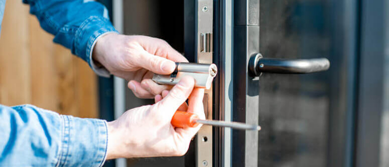 Commercial Locksmith Willows